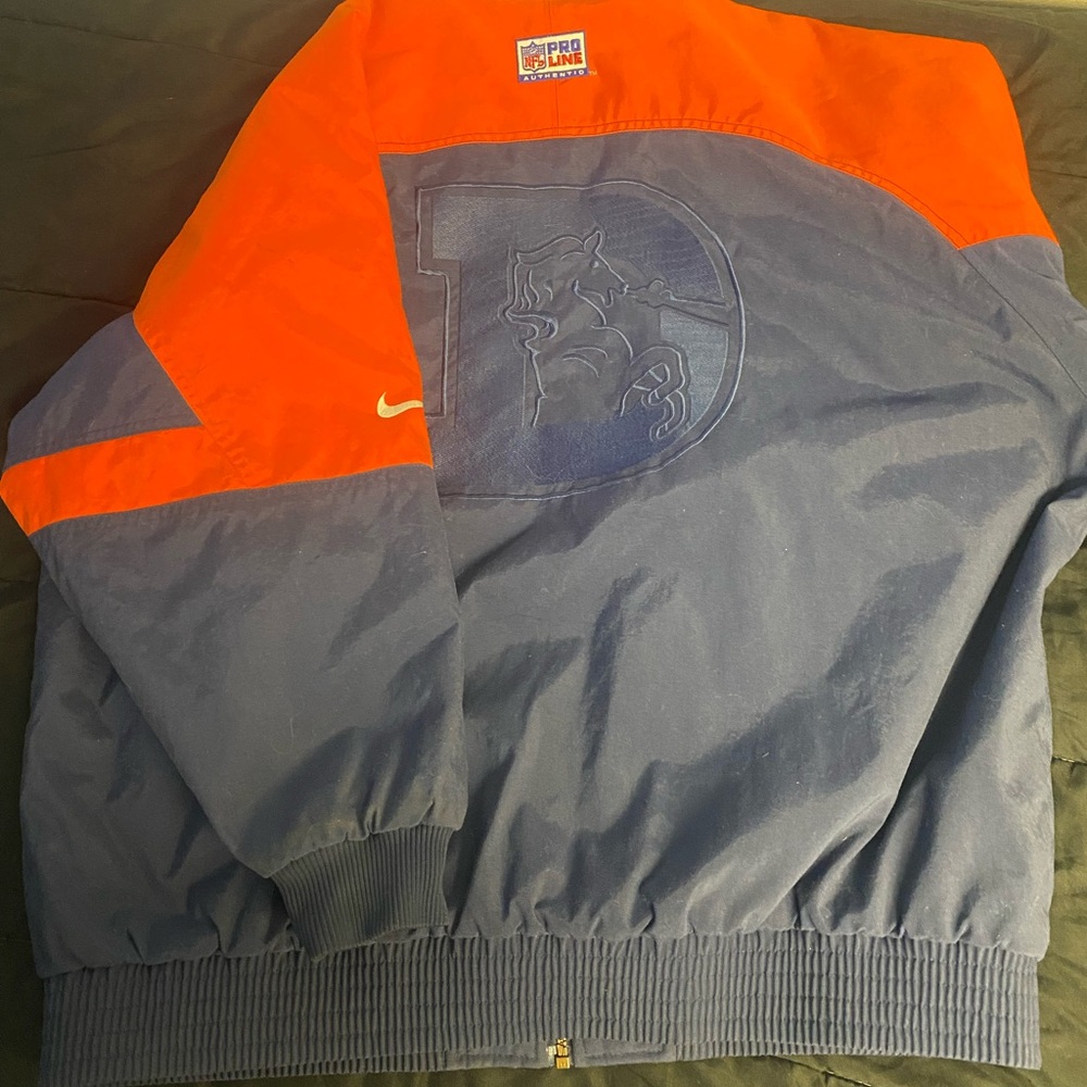 90s Nike pro line authentic broncos bomber jacket/zipup